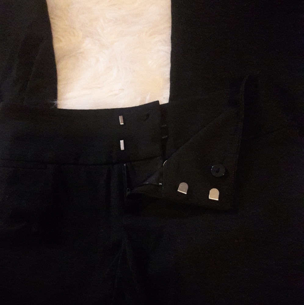 Guess slacks - Picture 2 of 3